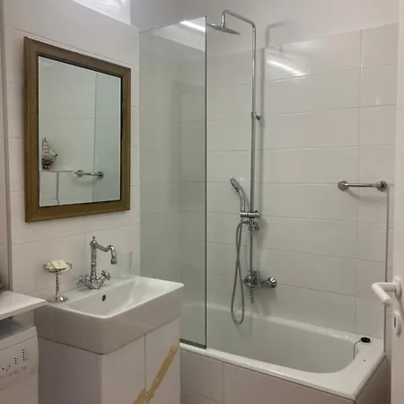 Lucky Aparthotel Rethymno