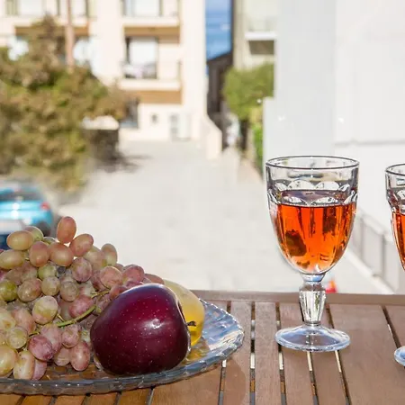 Lucky (adults Only) * Rethymno (Crete)