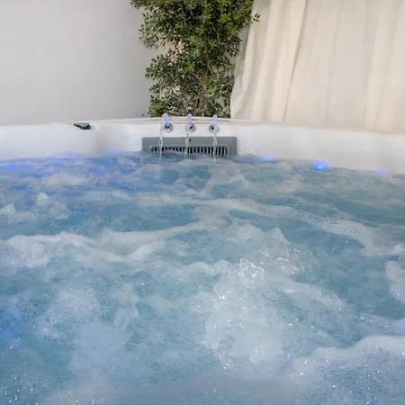 Aparthotel Lucky (adults Only)
