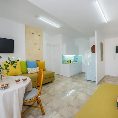 Aparthotel Lucky (adults Only)
